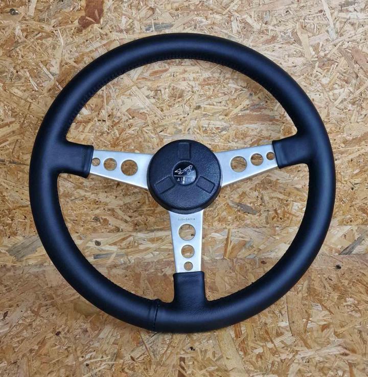 Conception de broderie et personnalisation des objets Neuf-Marché