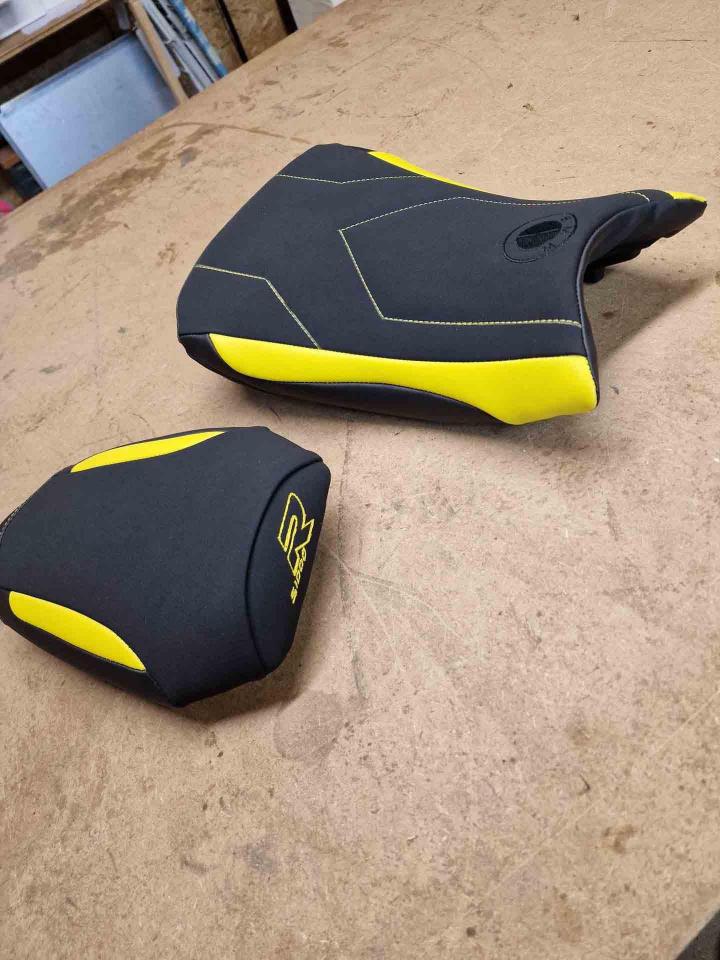 Sellerie moto sur mesure Neuf-Marché