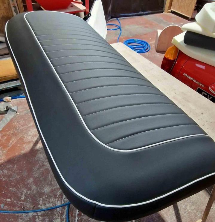 Conception de broderie et personnalisation des objets Neuf-Marché