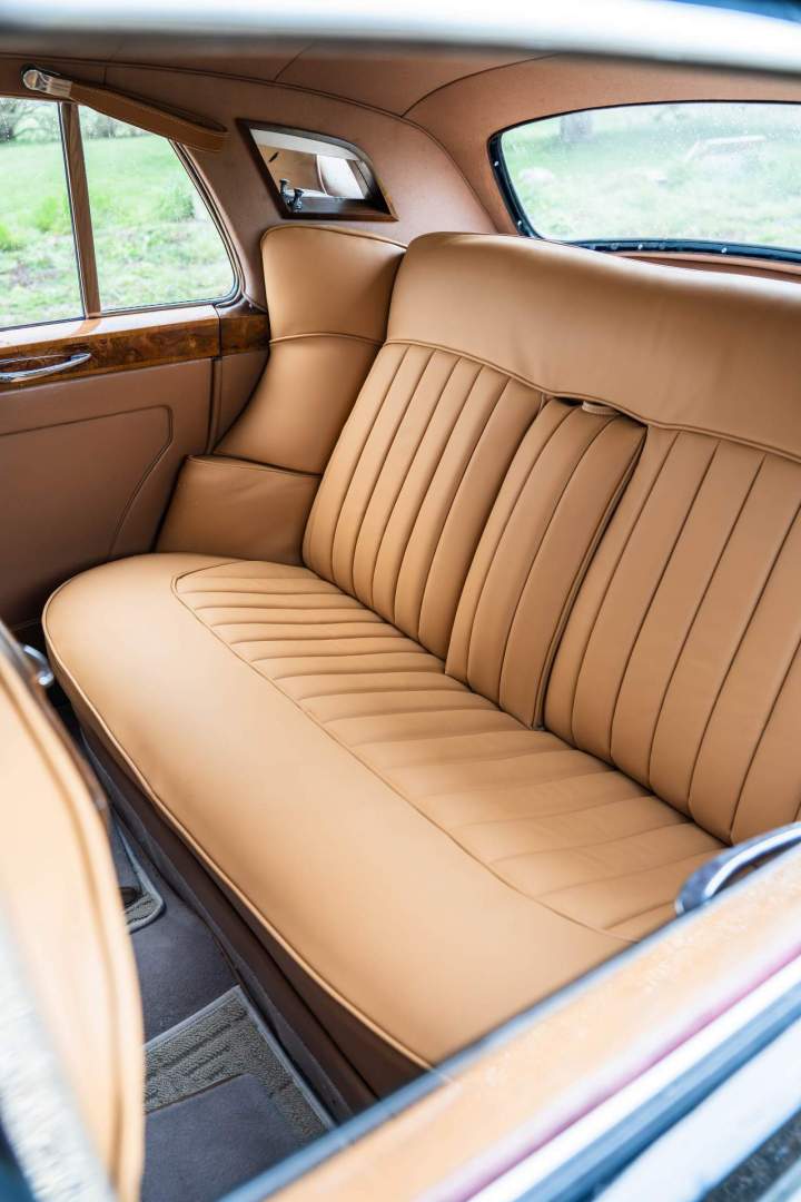 ROLLS ROYCE SILVER CLOUD 2 5