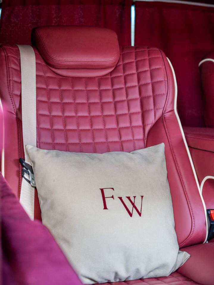 VAN MERCEDES VIP 7