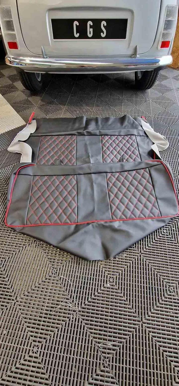 Sellerie auto Neuf-Marché